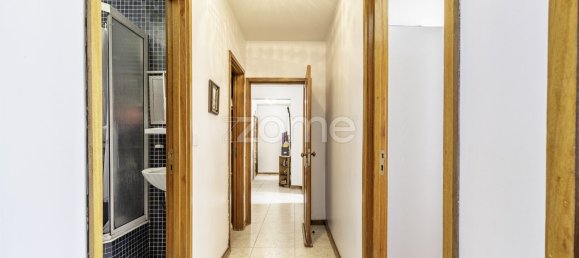 4 bedrooms Apartment in Porto, Portugal No. 95654 21