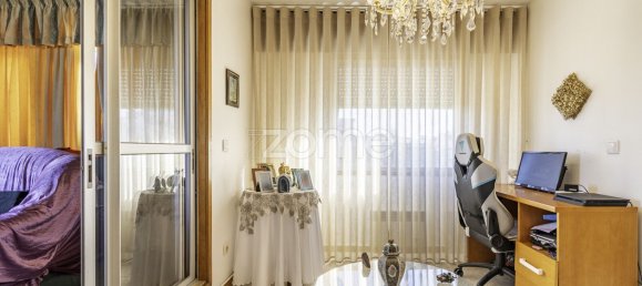 4 bedrooms Apartment in Porto, Portugal No. 95654 28