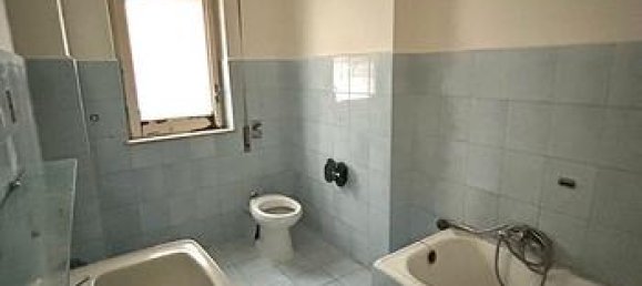 Apartamento de 4 habitaciónes en Palermo, Italy No. 299526 4