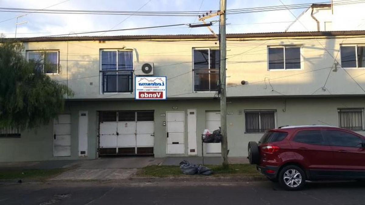 2 bedrooms Apartment in Tres de Febrero, Argentina No. 2881