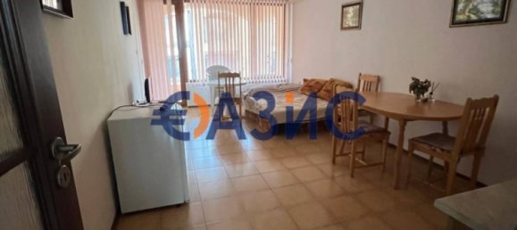 Квартира с 1 спальней в Свети-Влас, Болгария № 409 2