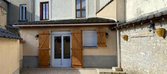 3 bedrooms House in Chateauroux, France No. 103511 5