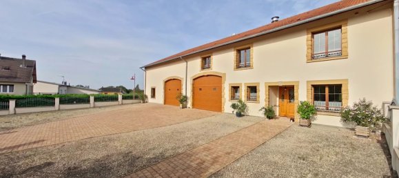 Casa de 4 dormitorios en Cosnes-et-Romain, France No. 63837 2