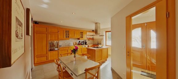 Casa de 4 dormitorios en Cosnes-et-Romain, France No. 63837 4