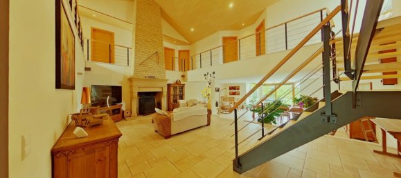 Casa de 4 dormitorios en Cosnes-et-Romain, France No. 63837 7