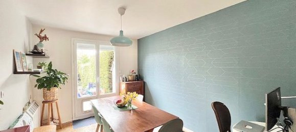 3 bedrooms House in Elancourt, France No. 351649 2