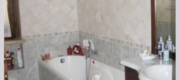 5 rooms Apartment in Valmontone, Italy No. 16606 43