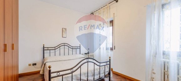 6 rooms Apartment in Recanati, Italy No. 9744 37