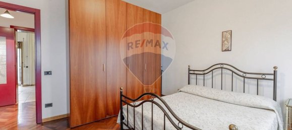 6 rooms Apartment in Recanati, Italy No. 9744 36