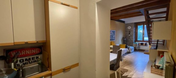 1 bedroom Apartment in Como, Italy No. 327280 12