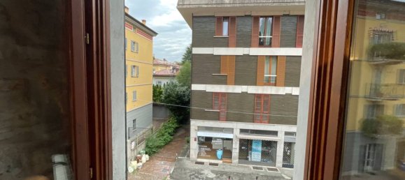 1 bedroom Apartment in Como, Italy No. 327280 23