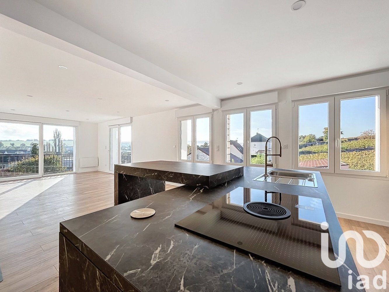 2 Schlafzimmer Schlösser in Pierry, France, Nr. 222579