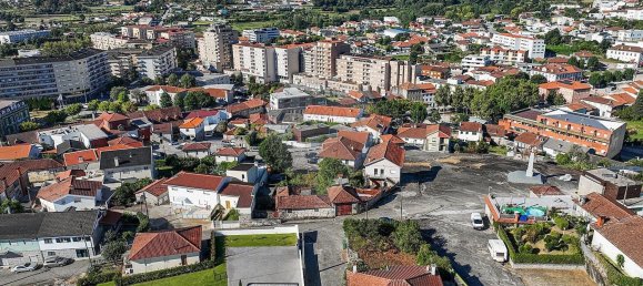 5 bedrooms House in Povoa de Lanhoso, Portugal No. 178434 2