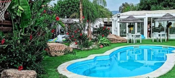 Gewerbliche Immobilie in Quartu Sant'Elena, Italy 1000m², Nr. 258826 6