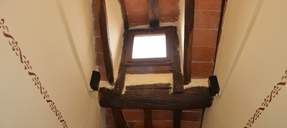 6 bedrooms House in Lucca, Italy No. 80060 24