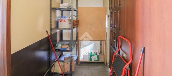 Propiedad comercial en Travagliato, Italy 80 m² No. 122303 2