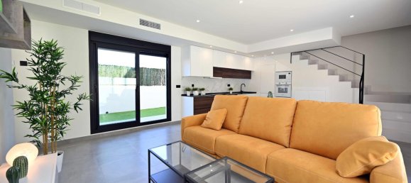 2 bedrooms Townhouse in Filipinas, Spain No. 13524 8