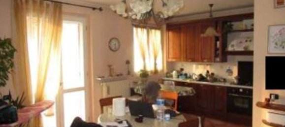 3-salle Appartement à Voghera, Italy No. 332709 3