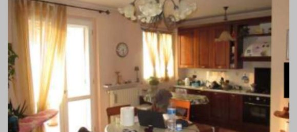 3-salle Appartement à Voghera, Italy No. 332709 10