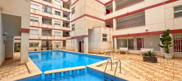 2 chambres Appartement à Torrevieja, Spain No. 174689 3