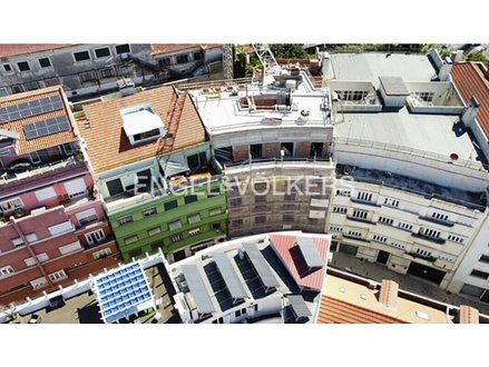 1 bedroom Apartment in Lisbon, Portugal No. 10813