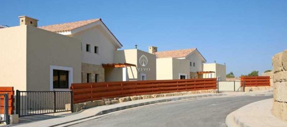 3 Schlafzimmer Villa in Monagroulli, Cyprus, Nr. 11583 3