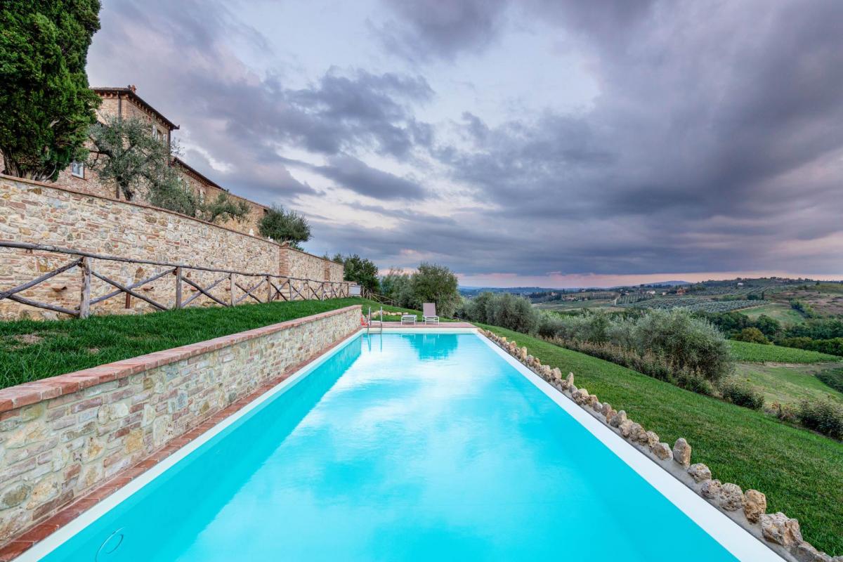 Studio in San Gimignano, Italy No. 1279