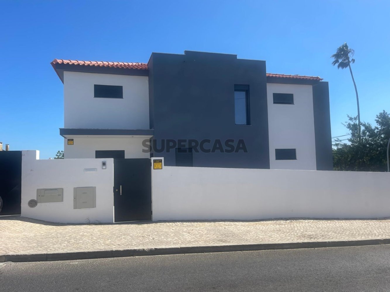 4 Schlafzimmer Haus in Rio de Mouro, Portugal, Nr. 315565