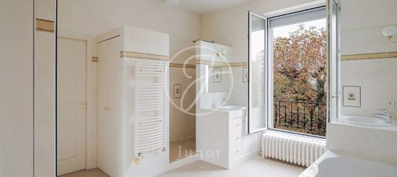 9غرفة منزل في Asnieres-sur-Seine, France رقم 163342 14