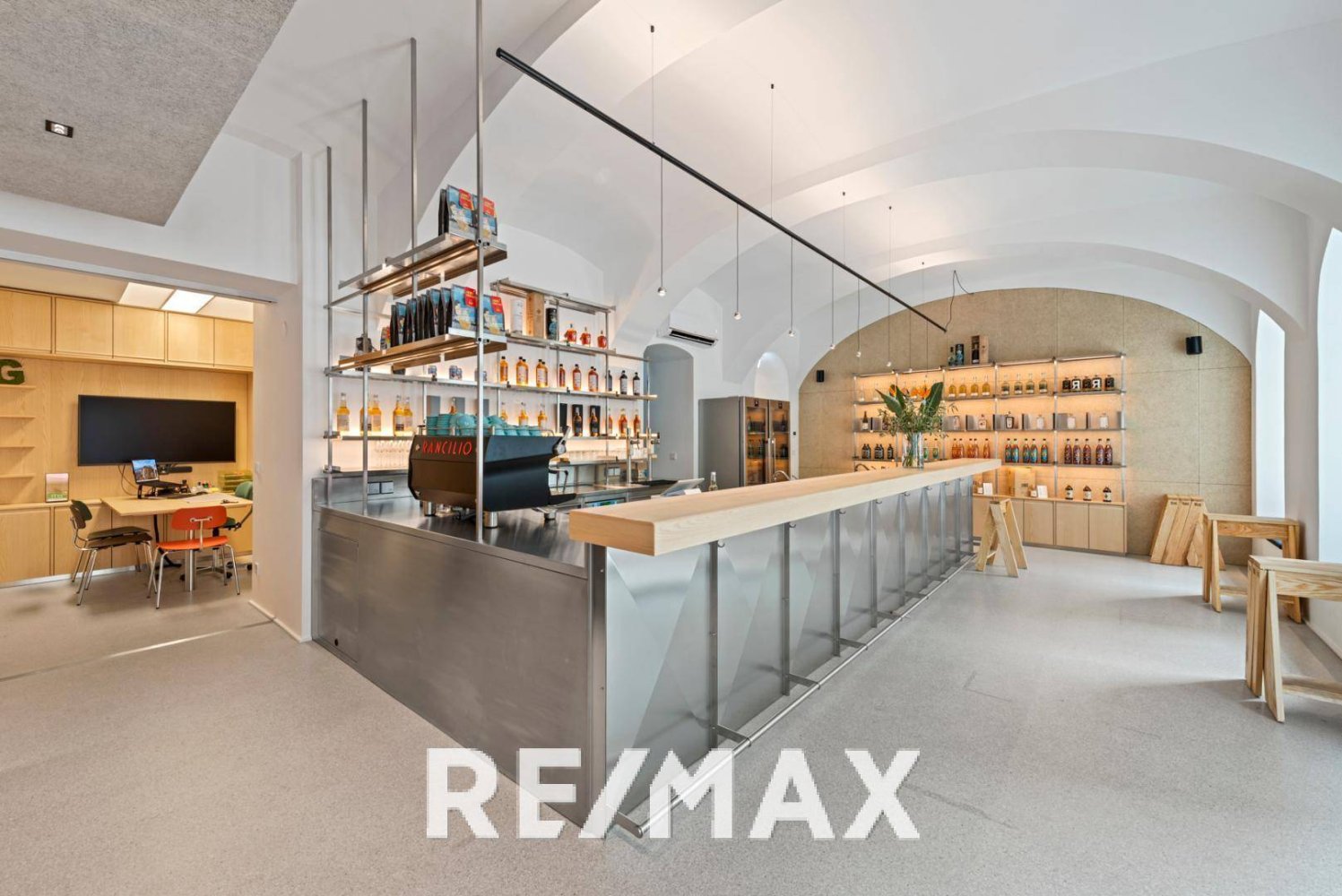 85m² Commercial property in Wieden, Austria No. 199065