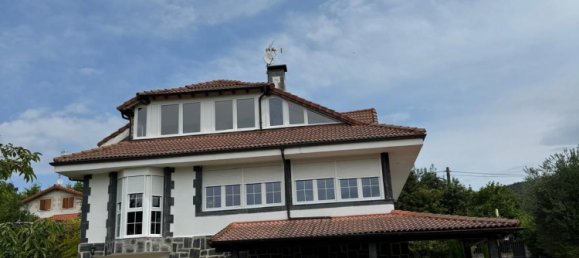 4 bedrooms House in Alava, Spain No. 191218 10