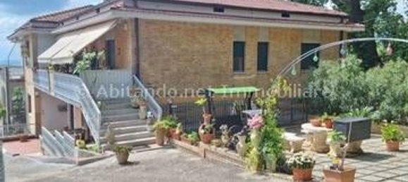 Apartamento T8 em Penne, Italy N.º 325560 2