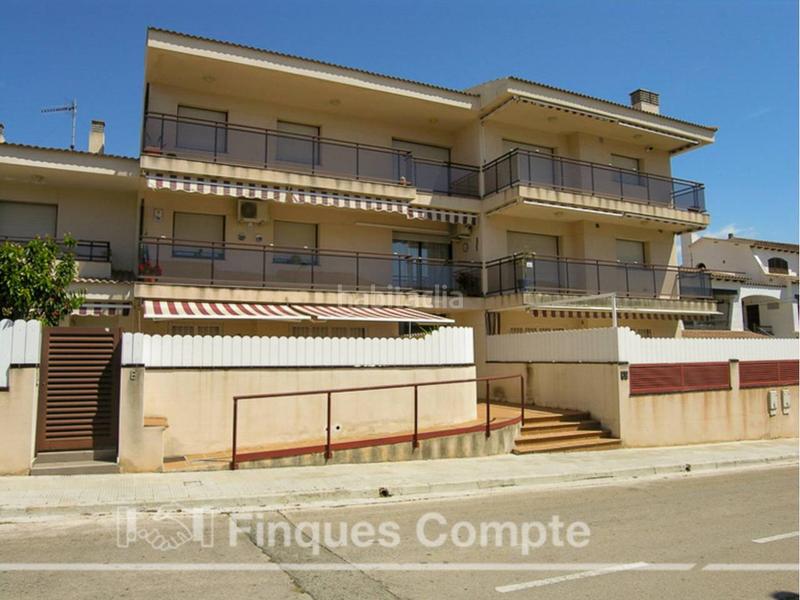 Apartamento de 4 dormitorios en Roda De Bara, Spain No. 274896