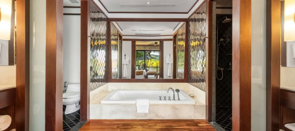 3 bedrooms Villa in Kamala, Thailand No. 70684 2