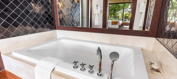 3 bedrooms Villa in Kamala, Thailand No. 70684 3