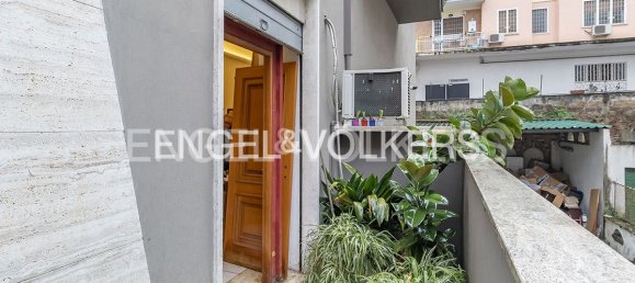 2-Zimmer Gewerbliche Immobilie in Rome, Italy, Nr. 64711 6