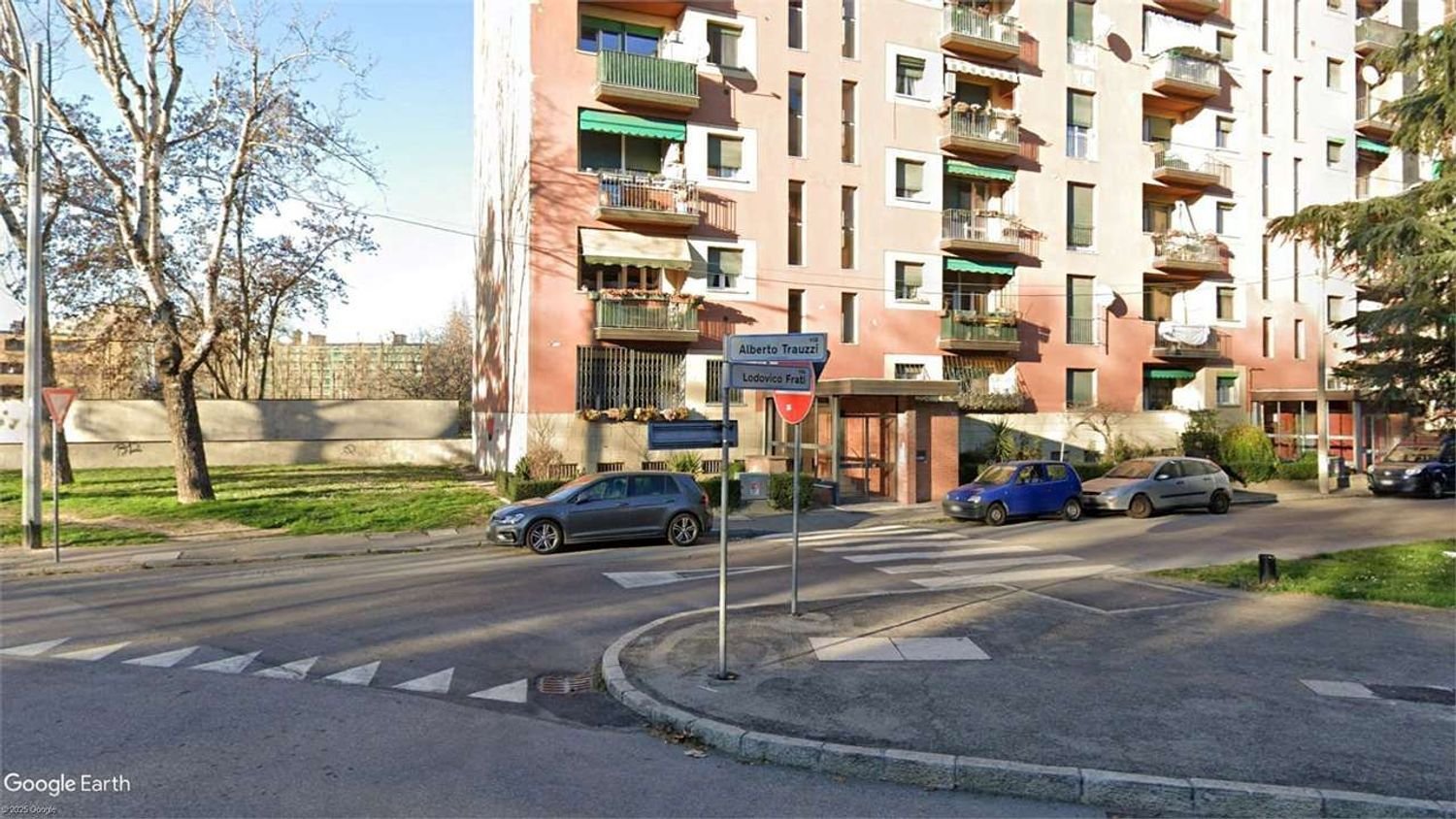 6 bedrooms Apartment in Bologna, Italy No. 389669