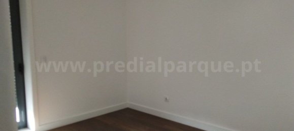 4 Schlafzimmer Wohnung in Porto, Portugal, Nr. 78898 11