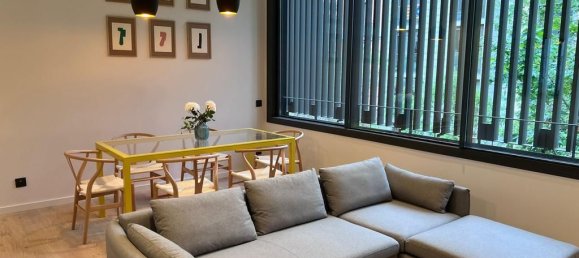 Apartamento de 3 dormitorios en Eixample, Spain No. 83965 4