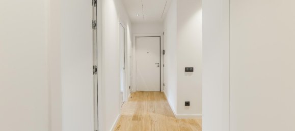 Apartamento de 3 dormitorios en Eixample, Spain No. 83965 7