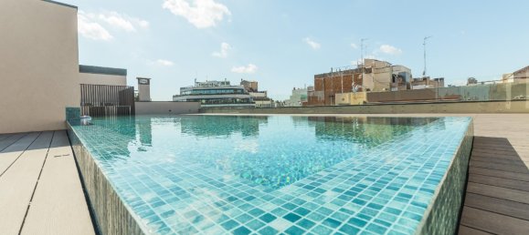 Apartamento de 3 dormitorios en Eixample, Spain No. 83965 22