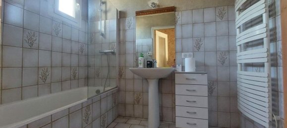 3 Schlafzimmer Haus in Ille-et-Vilaine, France, Nr. 323364 4