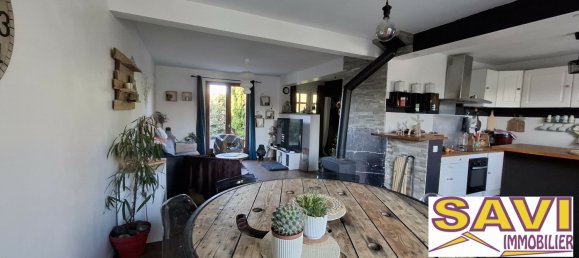 Casa de 5 dormitorios en Dordives, France No. 159151 6