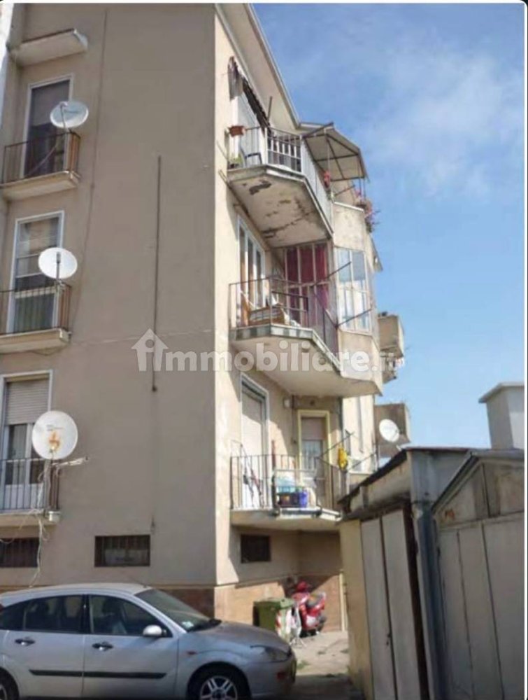 3 bedrooms Apartment in Suzzara, Italy No. 323474