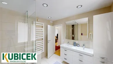 Casa de 5 dormitorios en Gross-Enzersdorf, Austria No. 153353