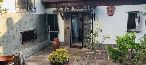 7 rooms Apartment in Varazze, Italy No. 220981 4