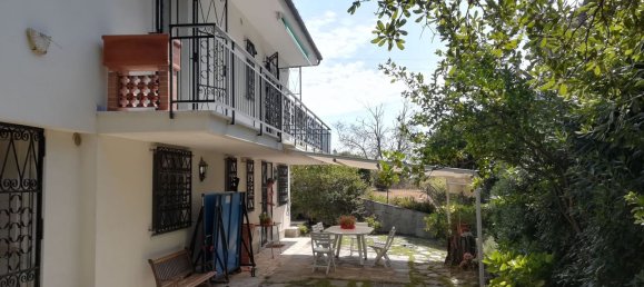 7 rooms Apartment in Varazze, Italy No. 220981 10