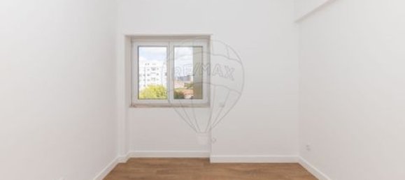 4 Schlafzimmer Wohnung in Setubal, Portugal, Nr. 337215 8