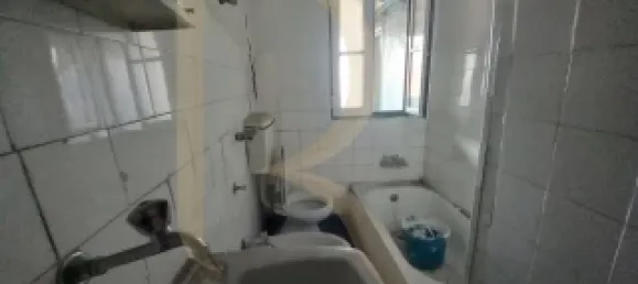 208m² Building in Lisbon, Portugal No. 102629 32