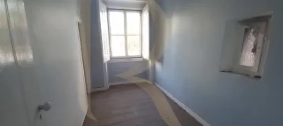 208m² Building in Lisbon, Portugal No. 102629 19